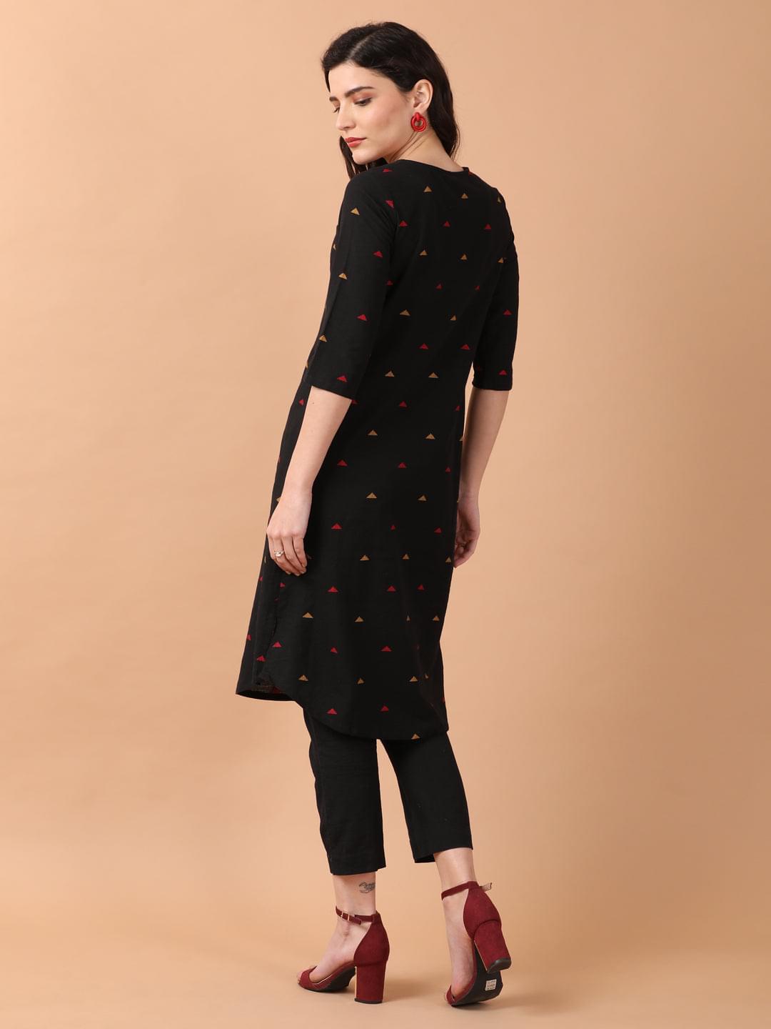 Aabidah Kurta