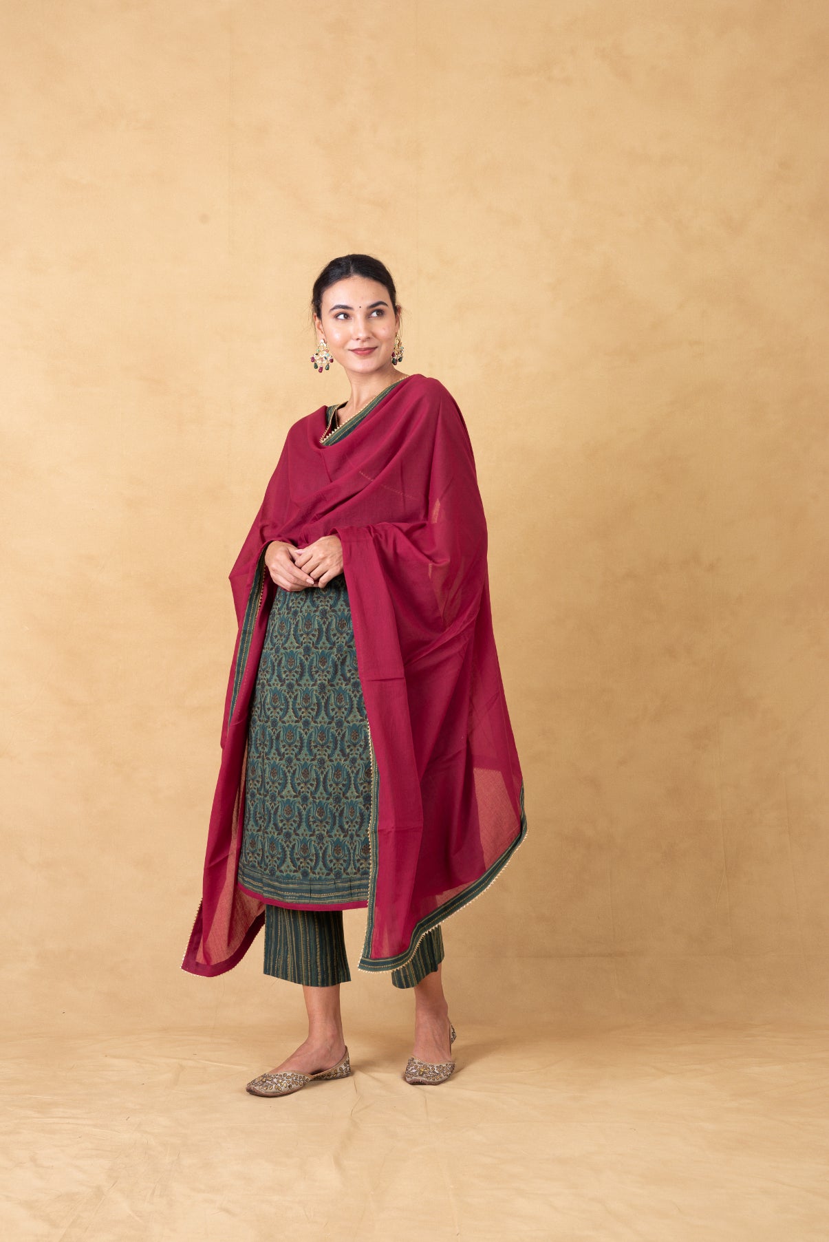 Nargis suit set with dupatta